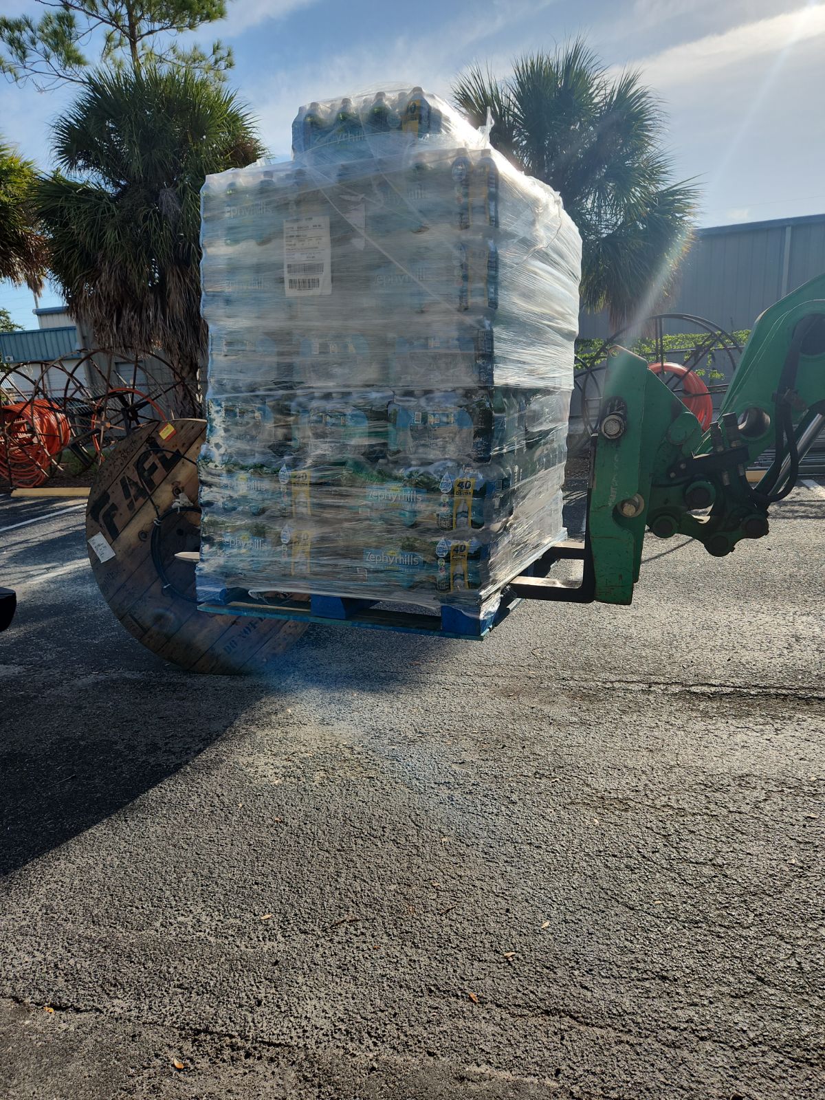 Zephyrhills Natural Spring Water – Full Pallet (1,920 Bottles, 16.9 oz)