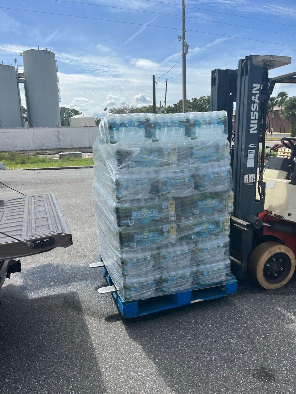 Zephyrhills Natural Spring Water – Full Pallet (1,920 Bottles, 16.9 oz)